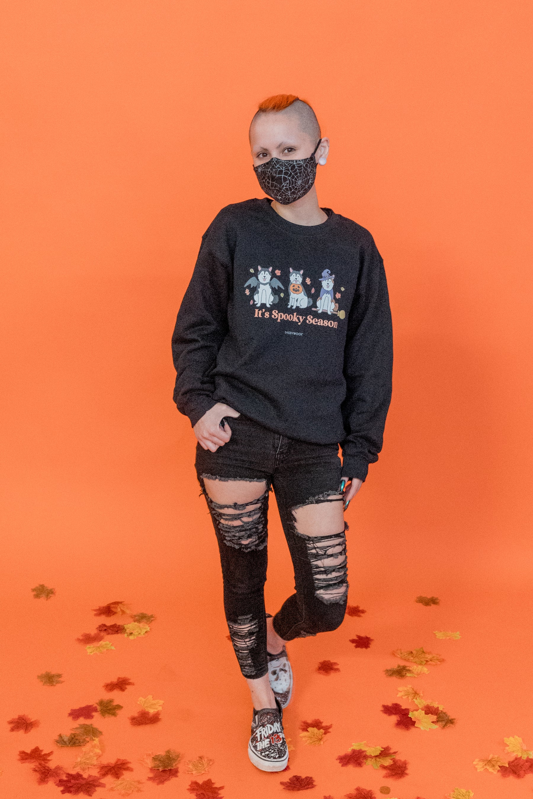 Sweatshirt - It's Spooky Season (HUSKIES)