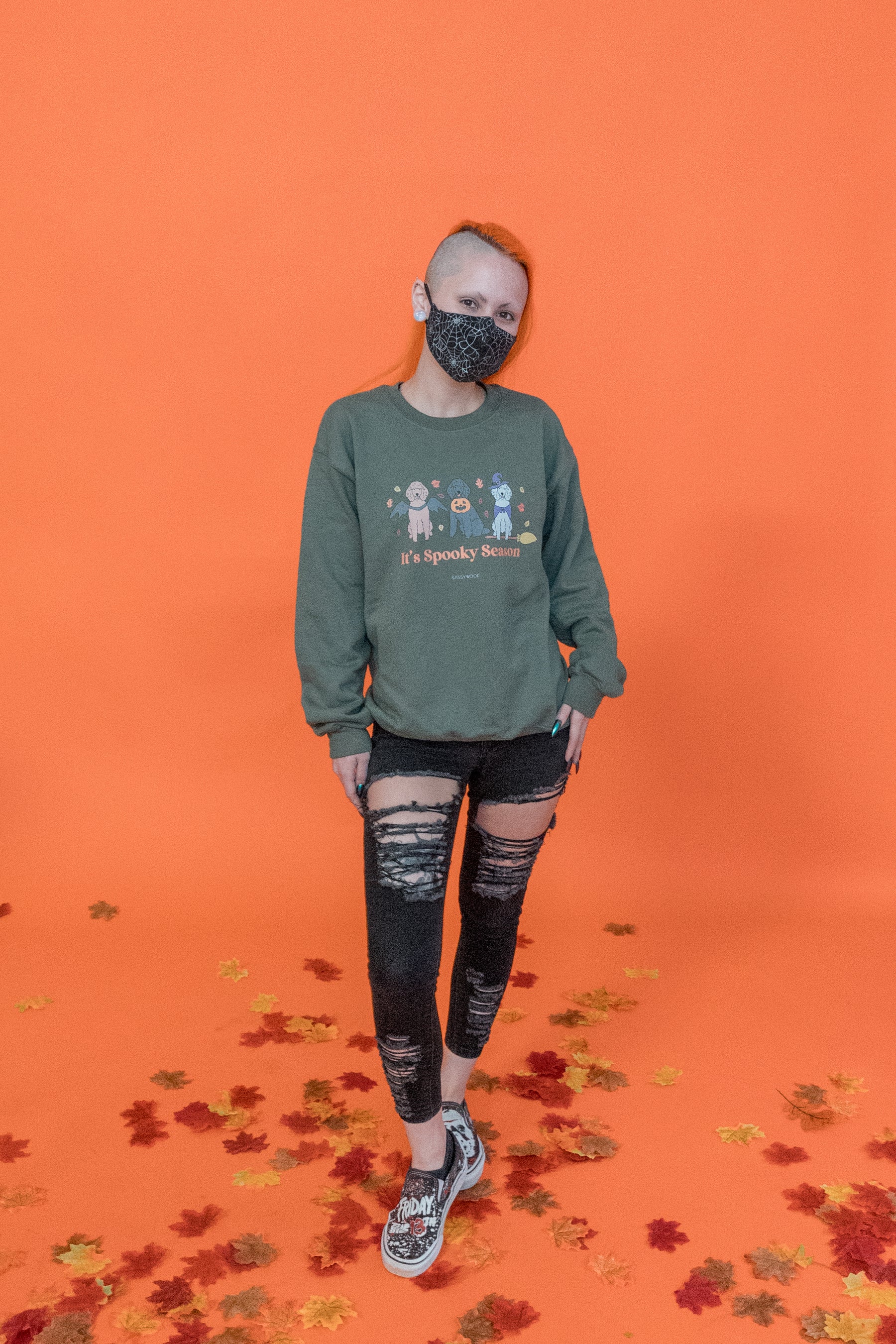 Sweatshirt - It's Spooky Season (DOODLES)