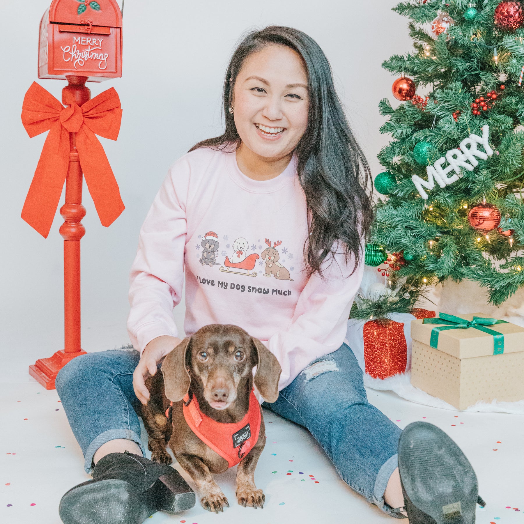 Sweatshirt - I Love My Dog Snow Much (Doxies)