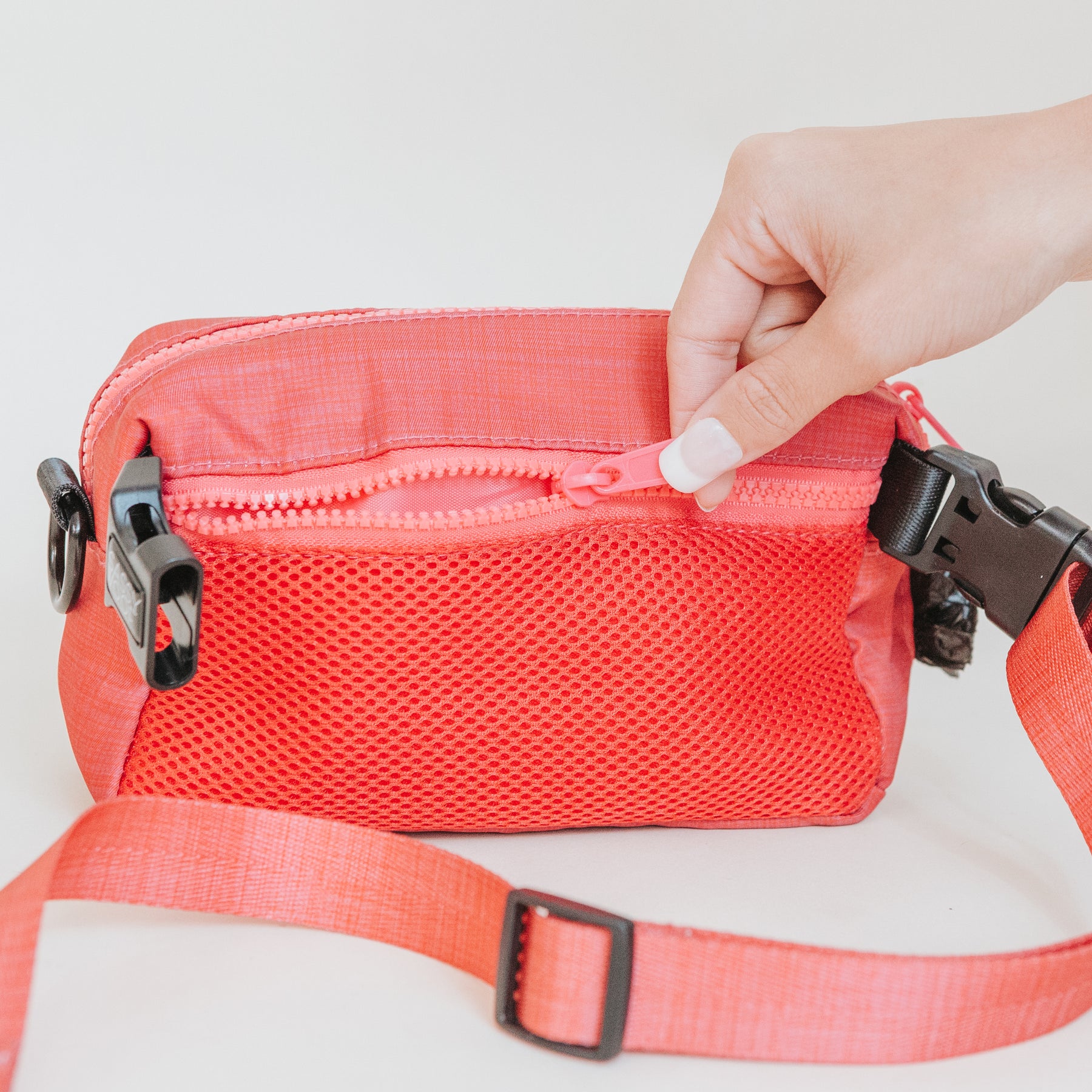 Merlot Woof Pack (Bag Only)
