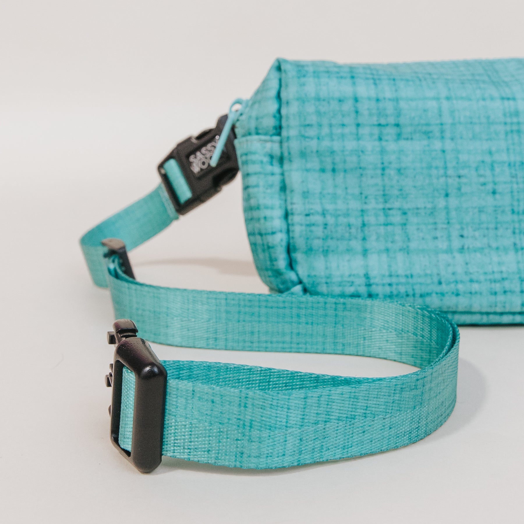 Wag Your Teal Woof Pack (Bag Only)