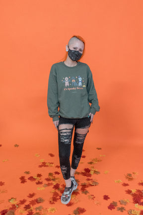 Sweatshirt - It's Spooky Season (POODLES)