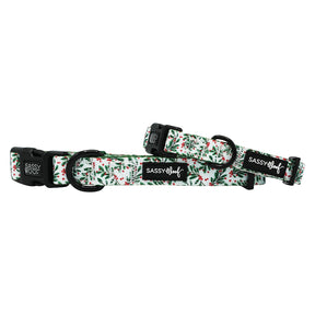 Dog Collar - Under the Mistletoe